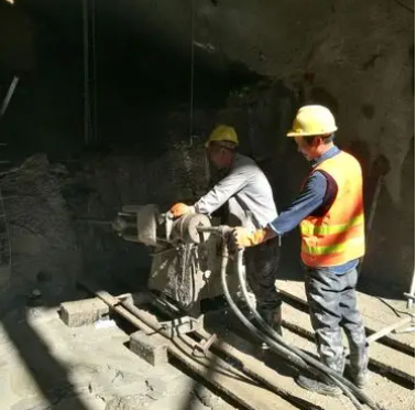 坡心镇水下抗分散灌浆料特点 水下不分散注浆料介绍